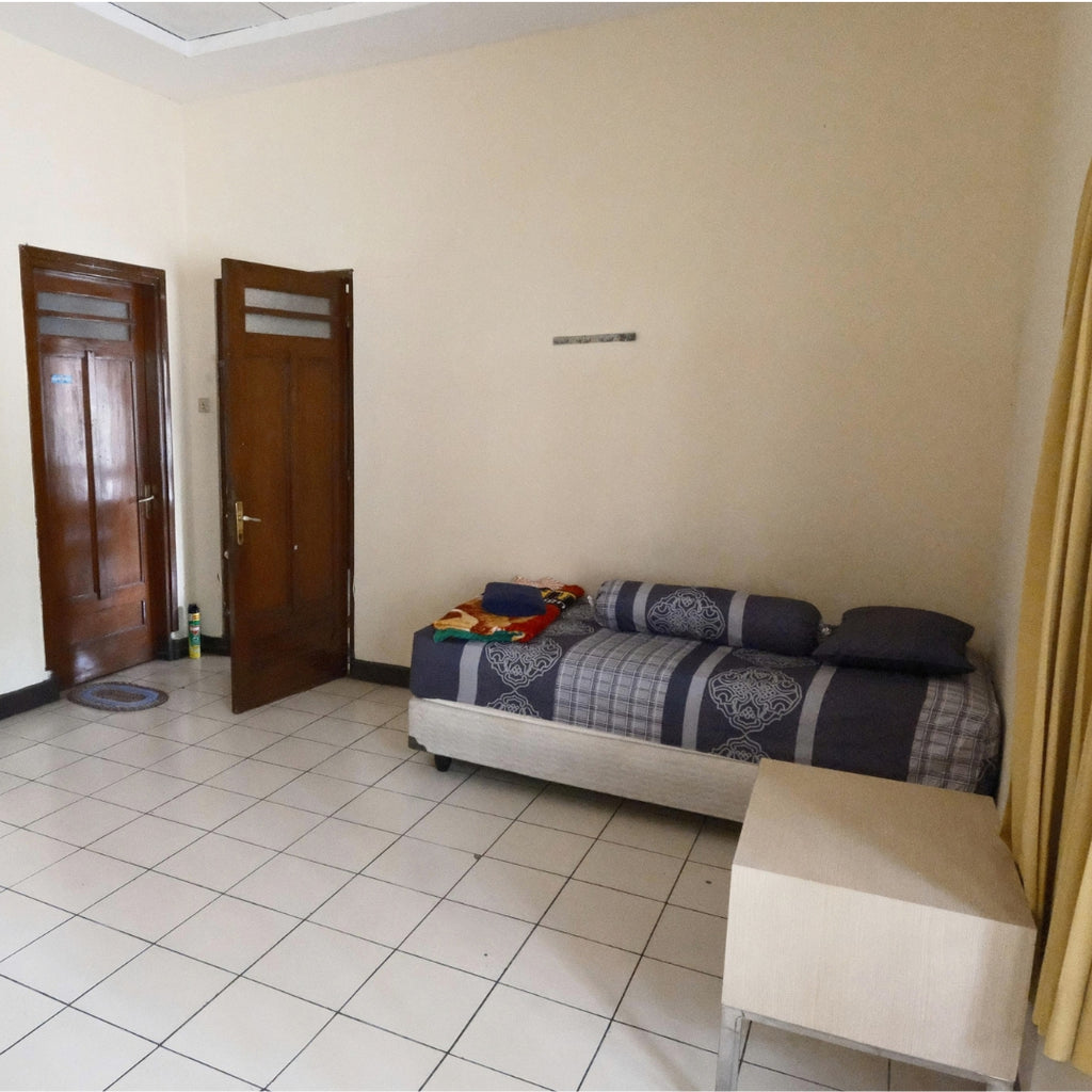 Kosan Imam Bonjol 35